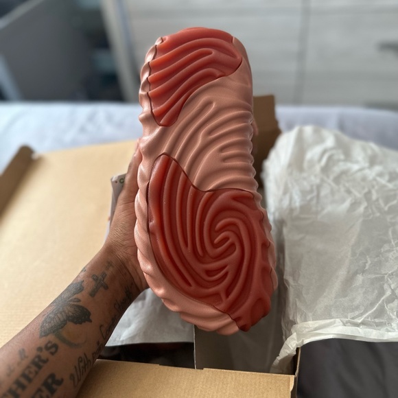 Selling a brand new pair of crocs ordered the wrong size - Picture 2 of 6